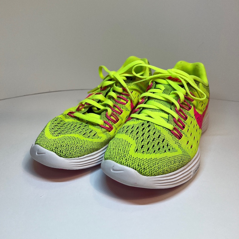 Nike Women's Lunar Tempo Yellow/Pink Running Shoe, size 6.5